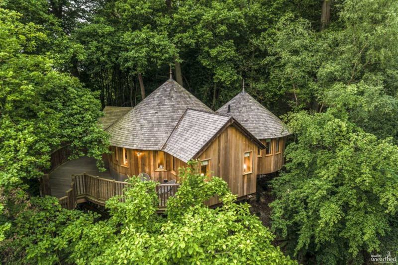 20 Incredible Treehouse Stays In The UK (2024)