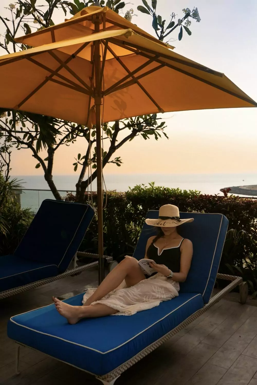 Relaxing at Shangri-La Colombo