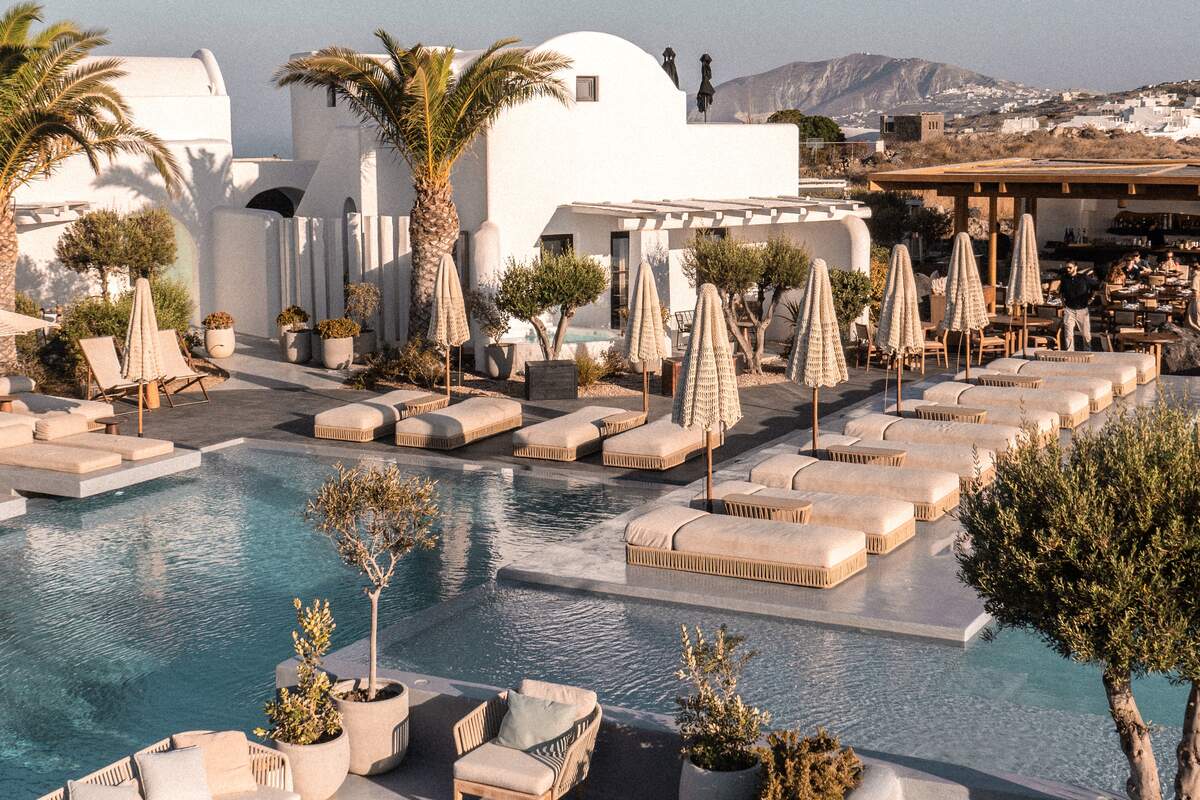 Luxury Hotels in Santorini - Nobu