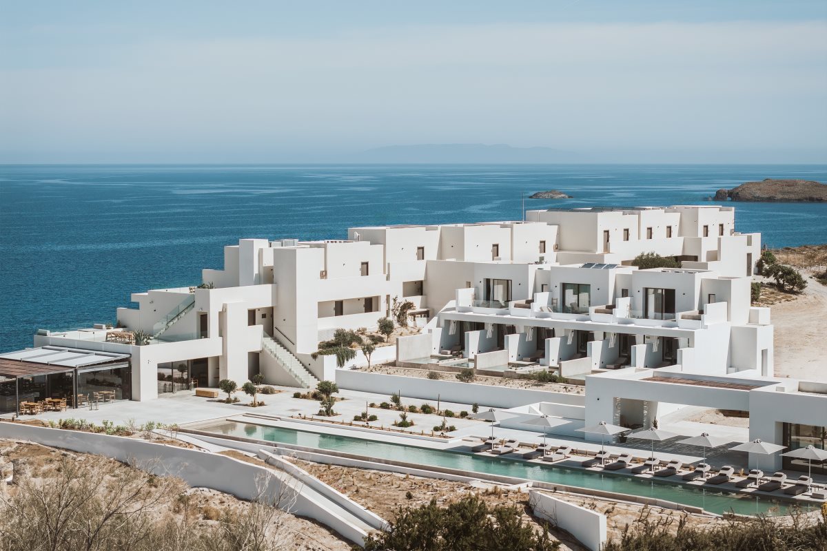 Domes White Coast Milos