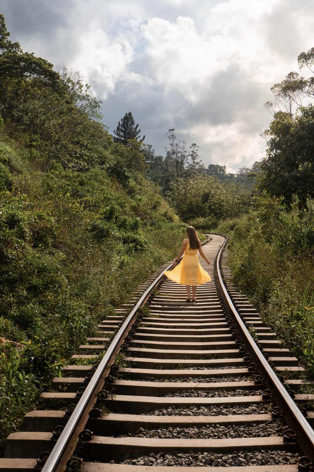 Railway Tracks to Nine Arches Bridge