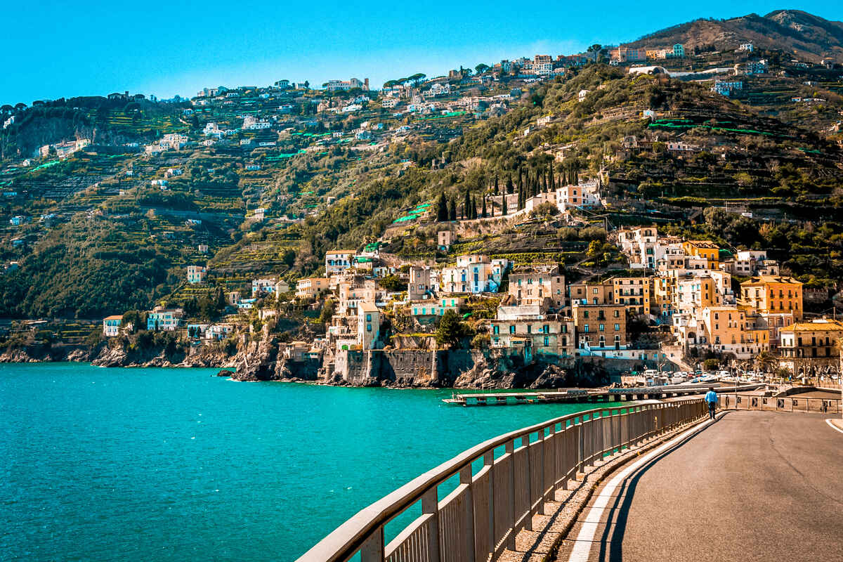 amalfi coast road trip in italy